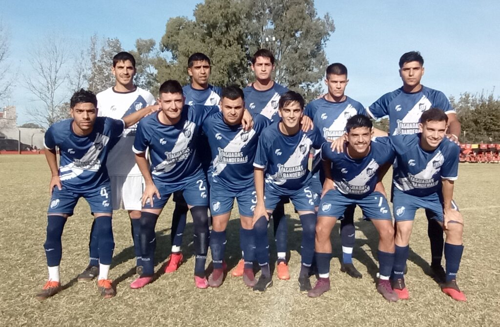 Juventud defiende la punta en la cancha del campeón del Apertura.