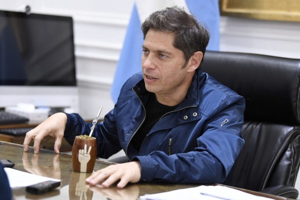 La Provincia lleva el incremento salarial a 25%, otorgará una suma fija durante septiembre y lanza un fondo de asistencia para los Municipios.