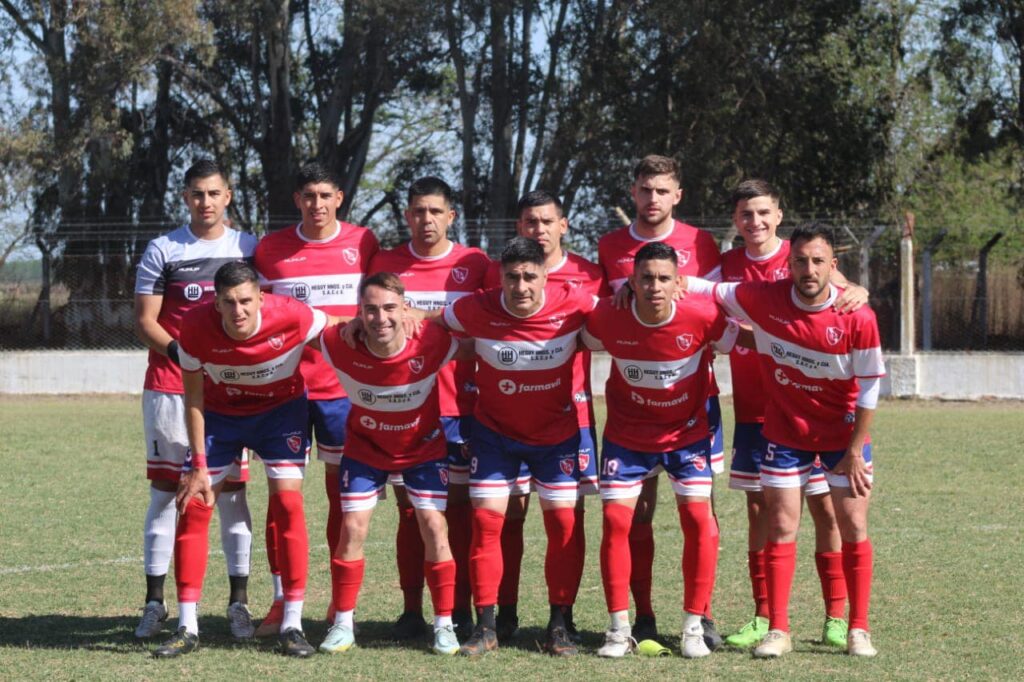 Liga de General Villegas: El «Rojo» avanzó a cuartos del Tridecagonal.
