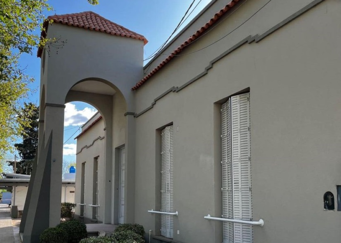 Edificio municipal 01