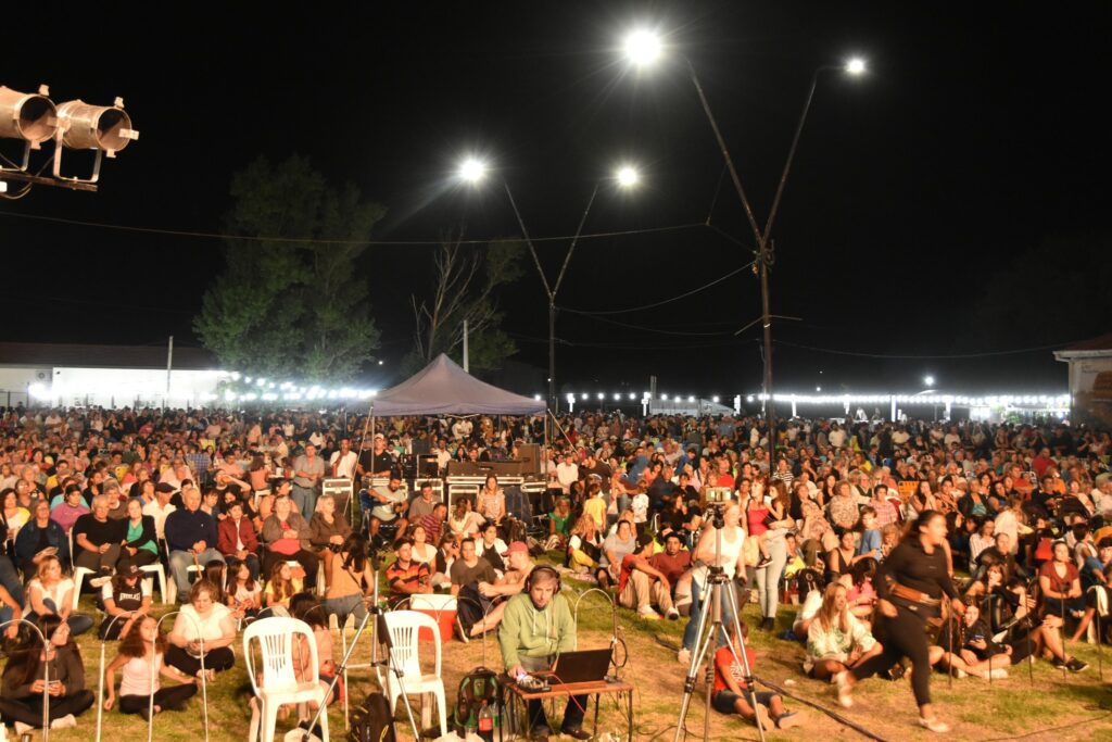 Florentino Ameghino: brilló el talento local en el Festival del Pueblo.