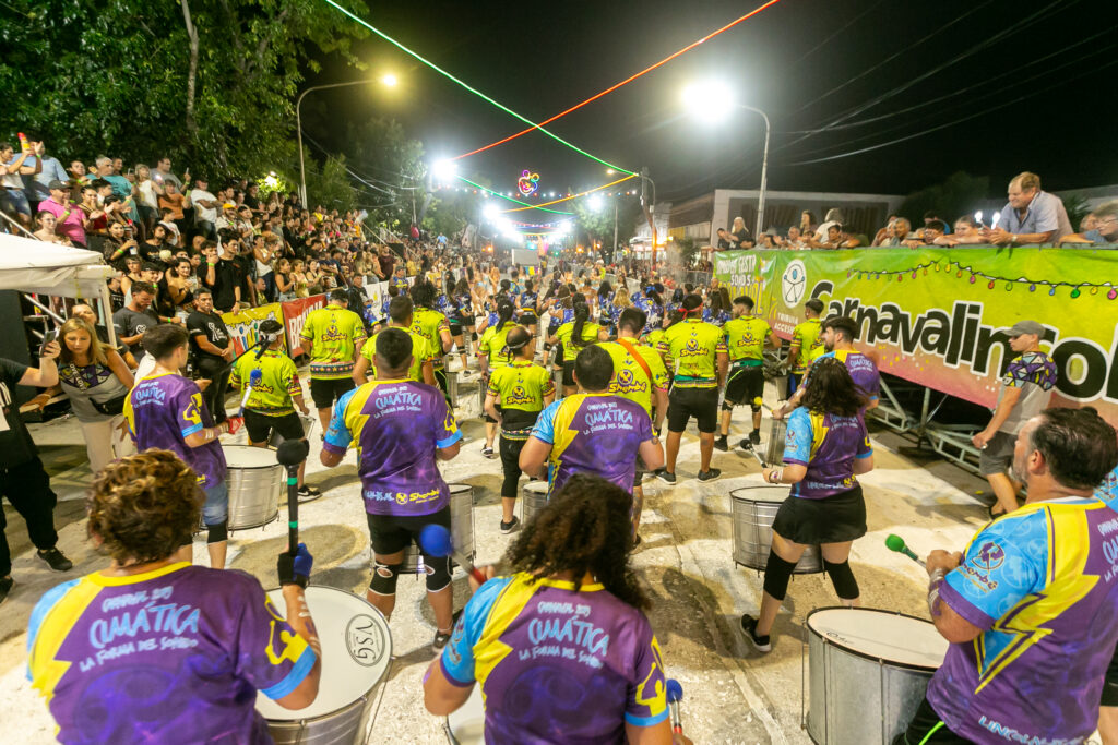 El Carnavalincoln se prepara para vivir con todo su última noche.