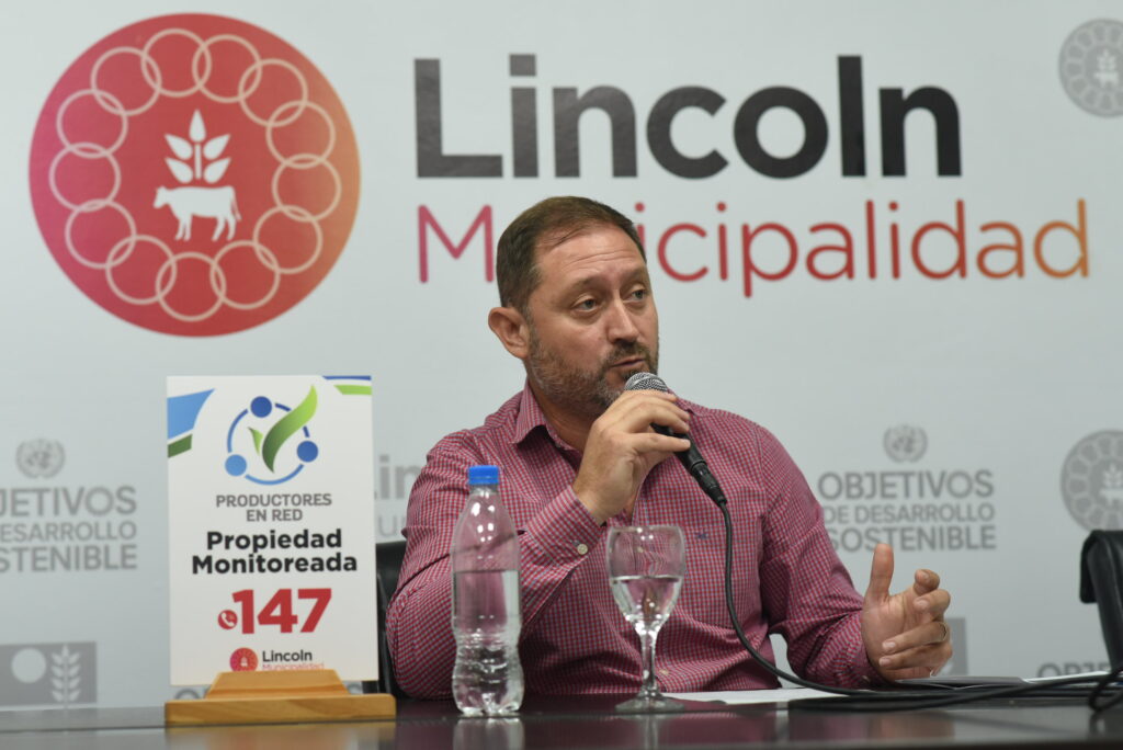 Salvador Serenal, intendente de Lincoln.