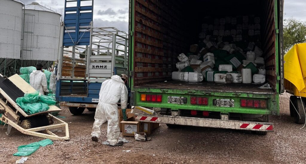 Contribuyendo al cuidado del Medio Ambiente: se realiza en Ameghino una jornada de Recolección de Envases de Fitosanitarios.