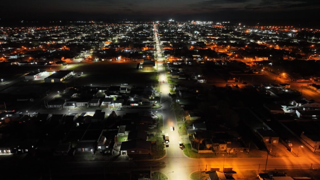 Rivadavia: El Municipio comenzó recambio de luminaria por tecnología LED.