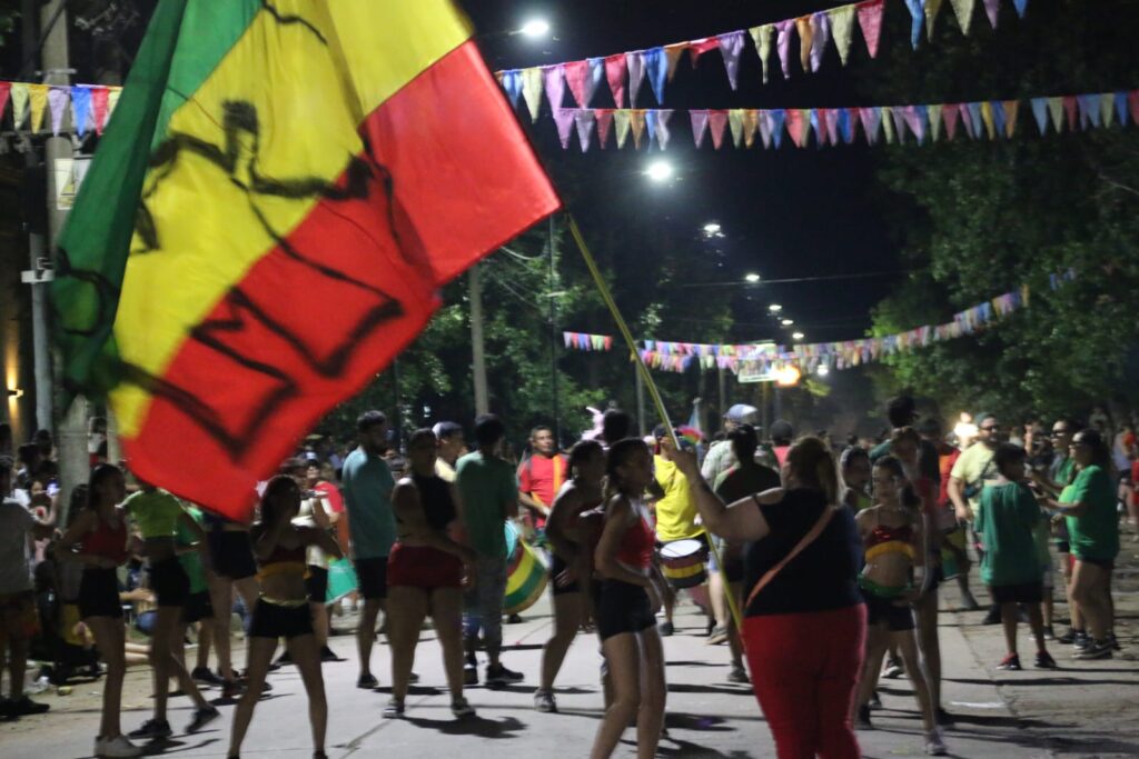 Ameghino vivirá un Carnaval solidario a beneficio de las cooperadoras del CEAT y la Escuela Especial.