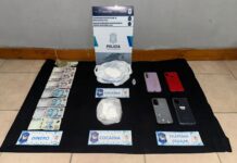 Detienen a dos personas con más de medio kilo de cocaína tras un operativo antidrogas.